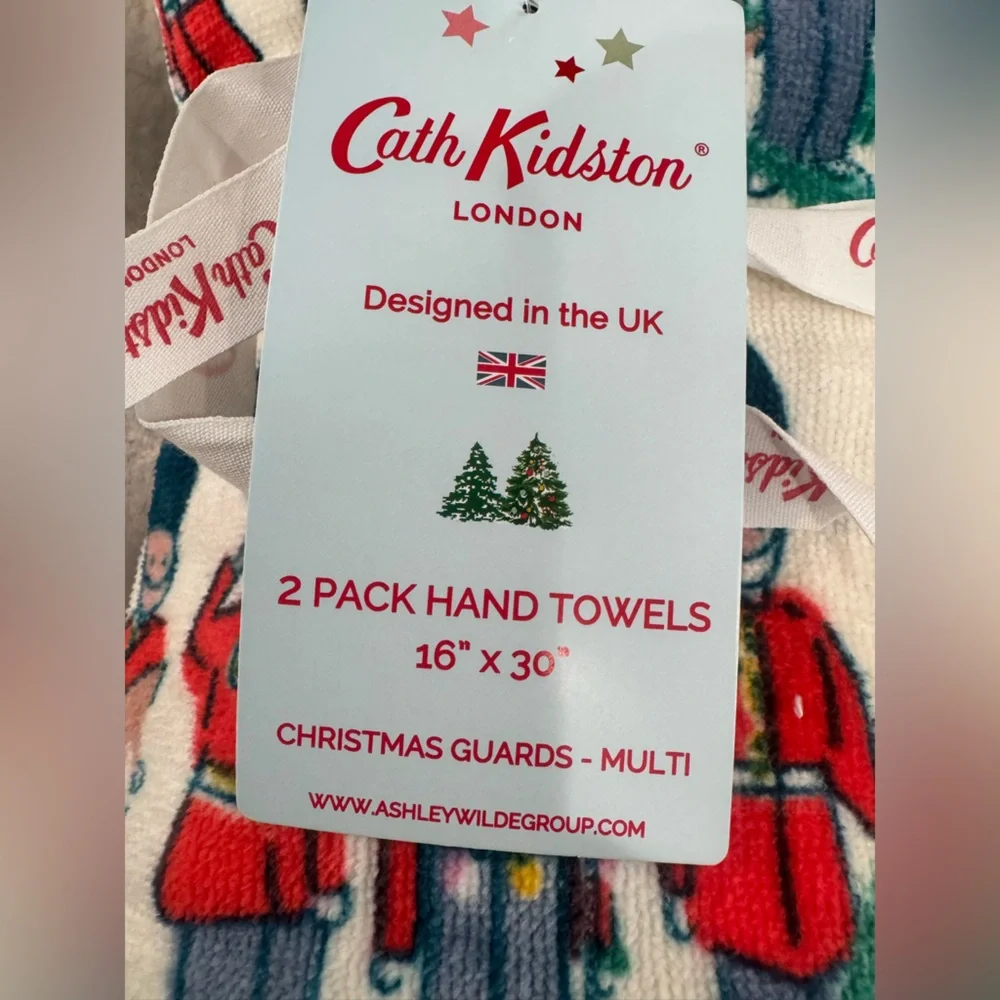 Cath KIDSTON set of 2 100% cotton super soft plush towels for ur kitchen or bath